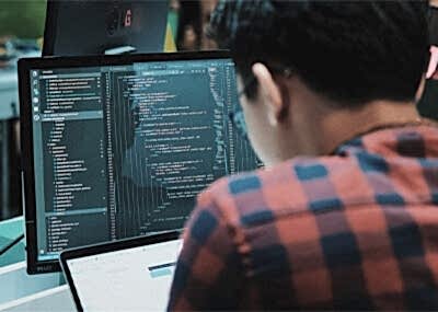 Sektörel Yazılım Danışmanlığı - EYG Yazılım